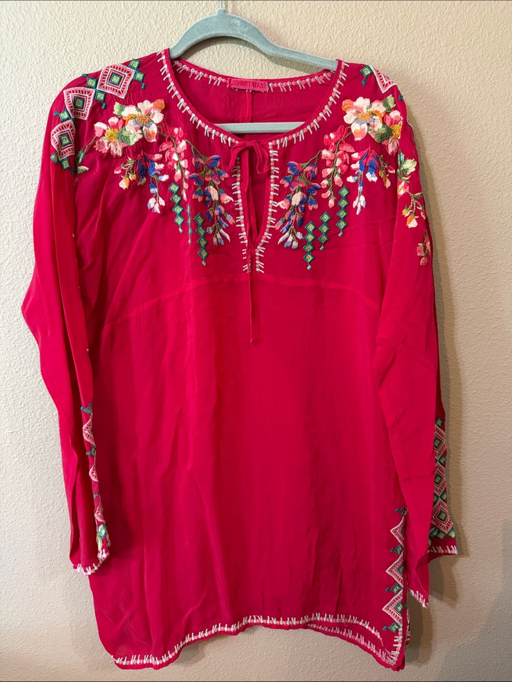 Johnny Was Embroidered Fushia Peasant Tunic Top